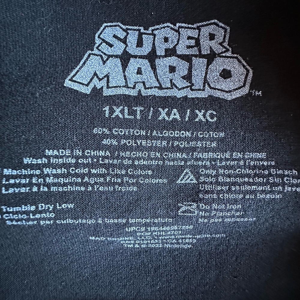 Nintendo Super Mario Black Tee - Picture 3 of 6